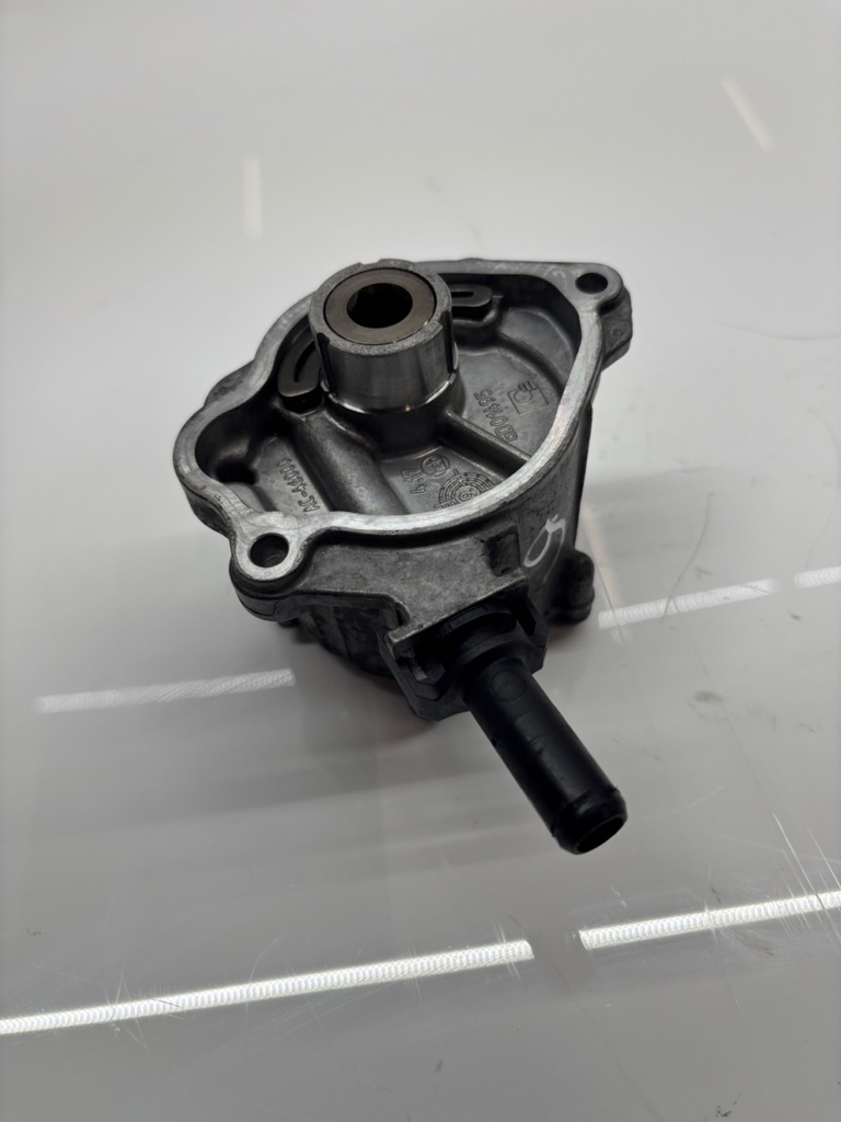 [MTD-444530] Bomba de vacío Mercedes Sprinter 2.2 CDI Euro5 OM651.955 2011