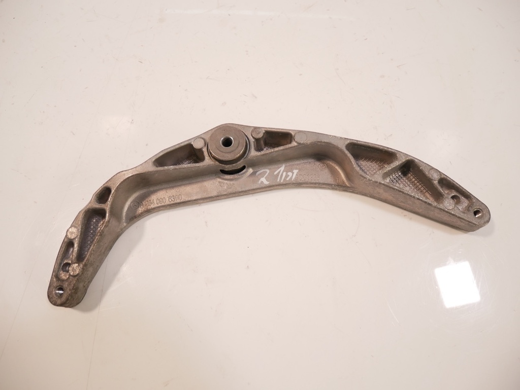 [MTD-447742] Soporte motor Mercedes Clase C W205 S205 2.0 C 300 M264.920