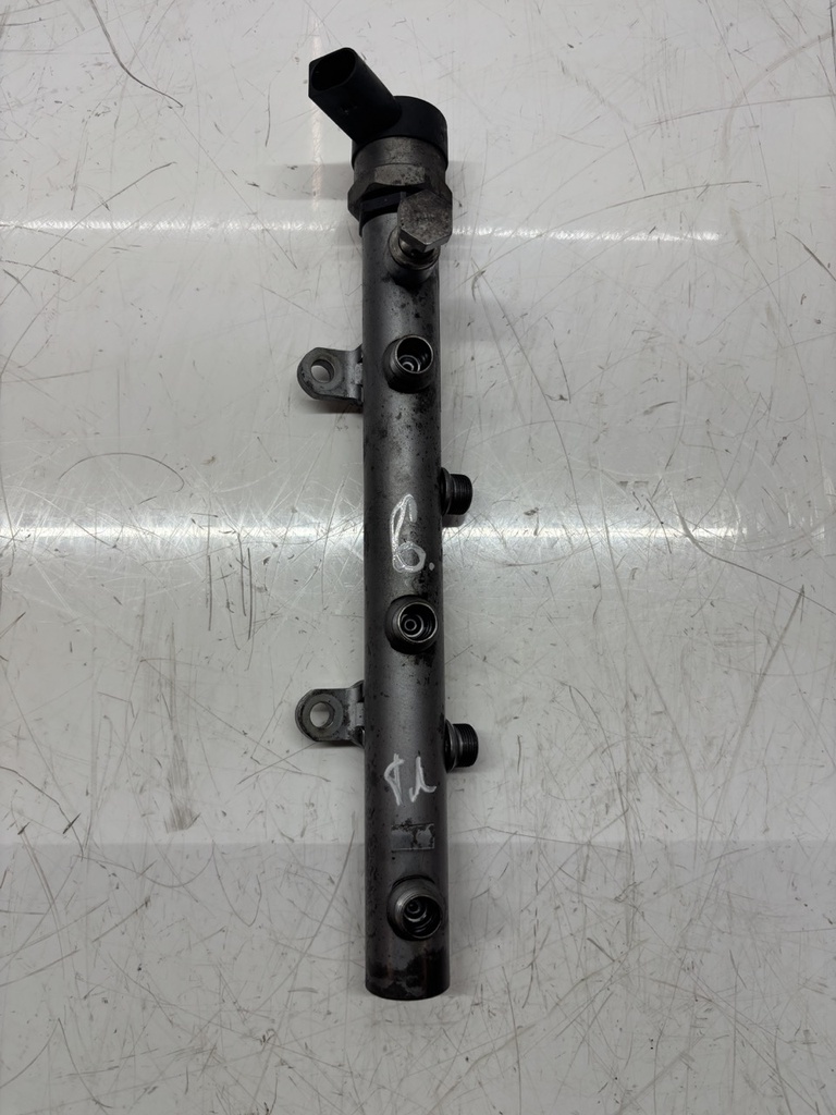 [MTD-451071] Tubo de raíl para Audi A4 B8 3.0 TDI Quattro 059130090AJ