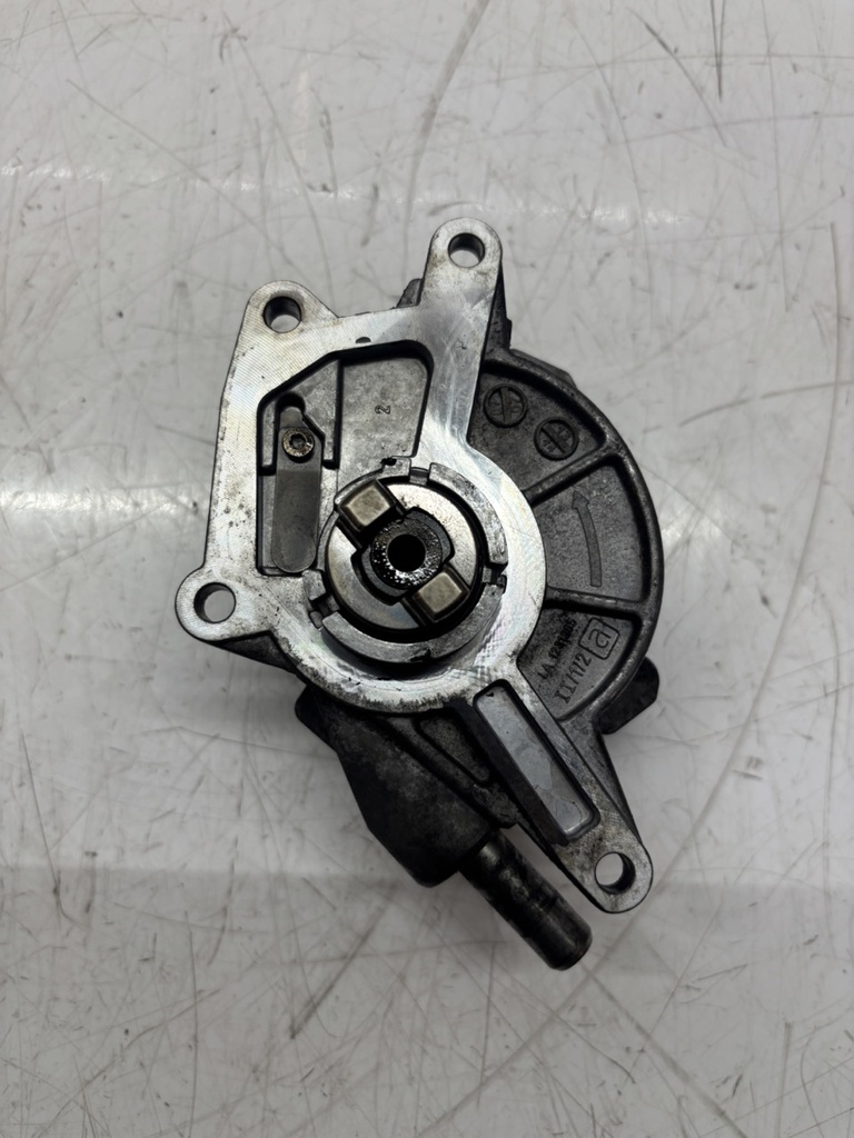 [MTD-451165] Bomba de vacío Mercedes 3.0 CDI OM642.950 642.950 A6422300165