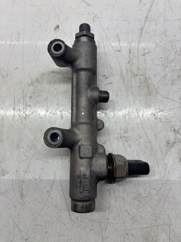 [MTD-451185] Tubo de raíl Audi A4 A5 A6 3.0 TDI CLAB CLA 059130089BT
