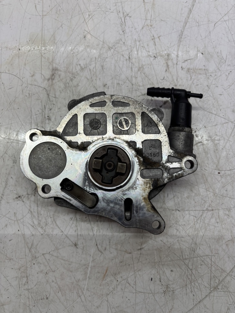[MTD-451696] Bomba de vacío Audi A3 VW Golf Passat 2.0 TDI CBAB CBA 03L145100