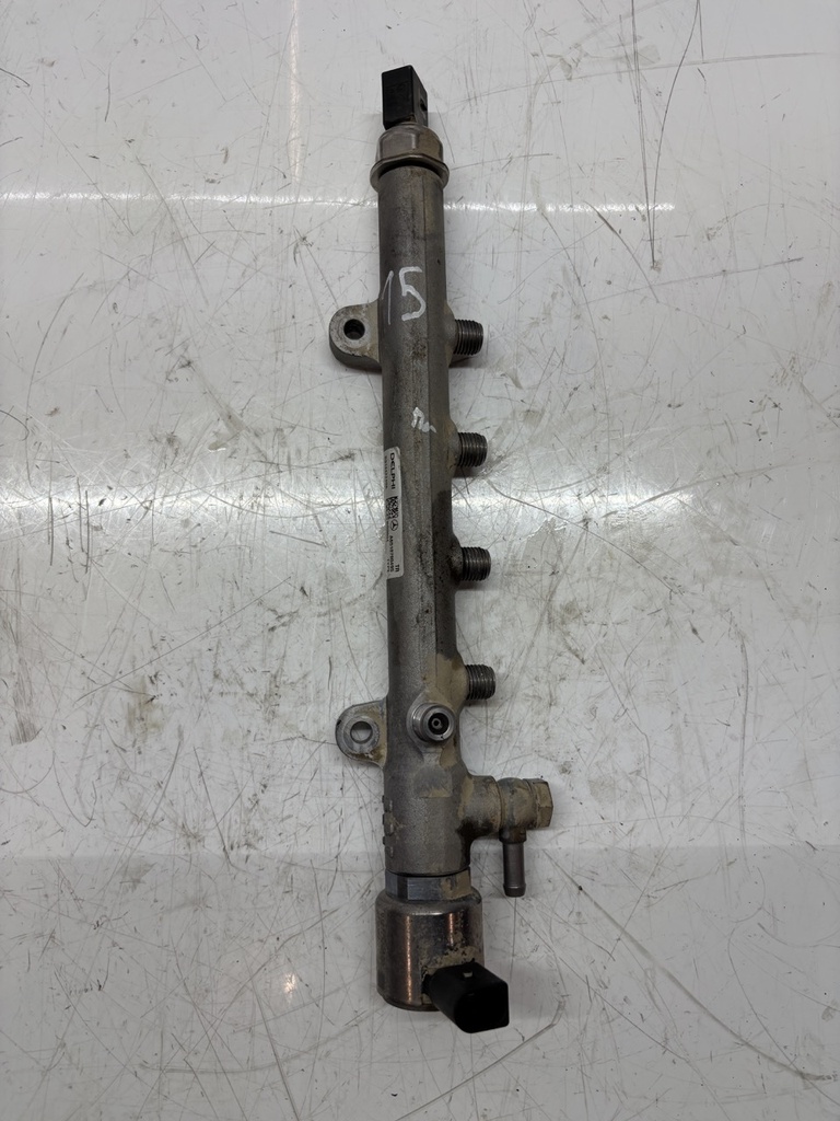 [MTD-451804] Tubo de raíl para Mercedes Clase C 2.2 CDI OM651.911 651.911 A6510700495