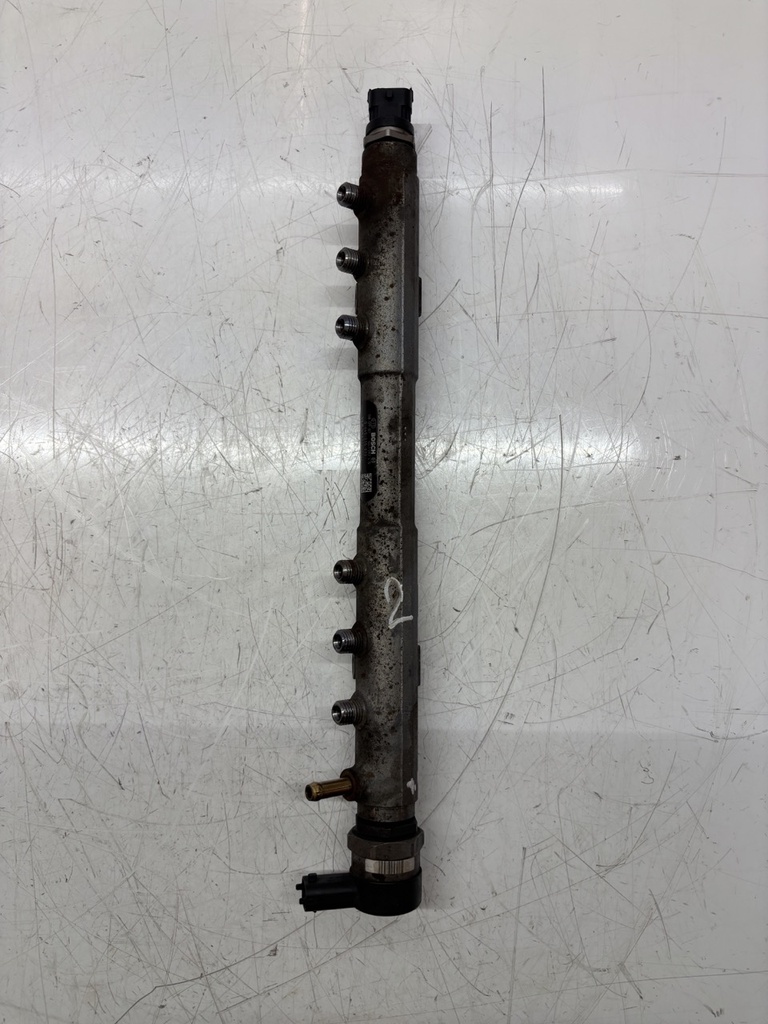 [MTD-452120] Tubo de raíl Volvo C70 II 2.4 D5 D5244T13 31259011