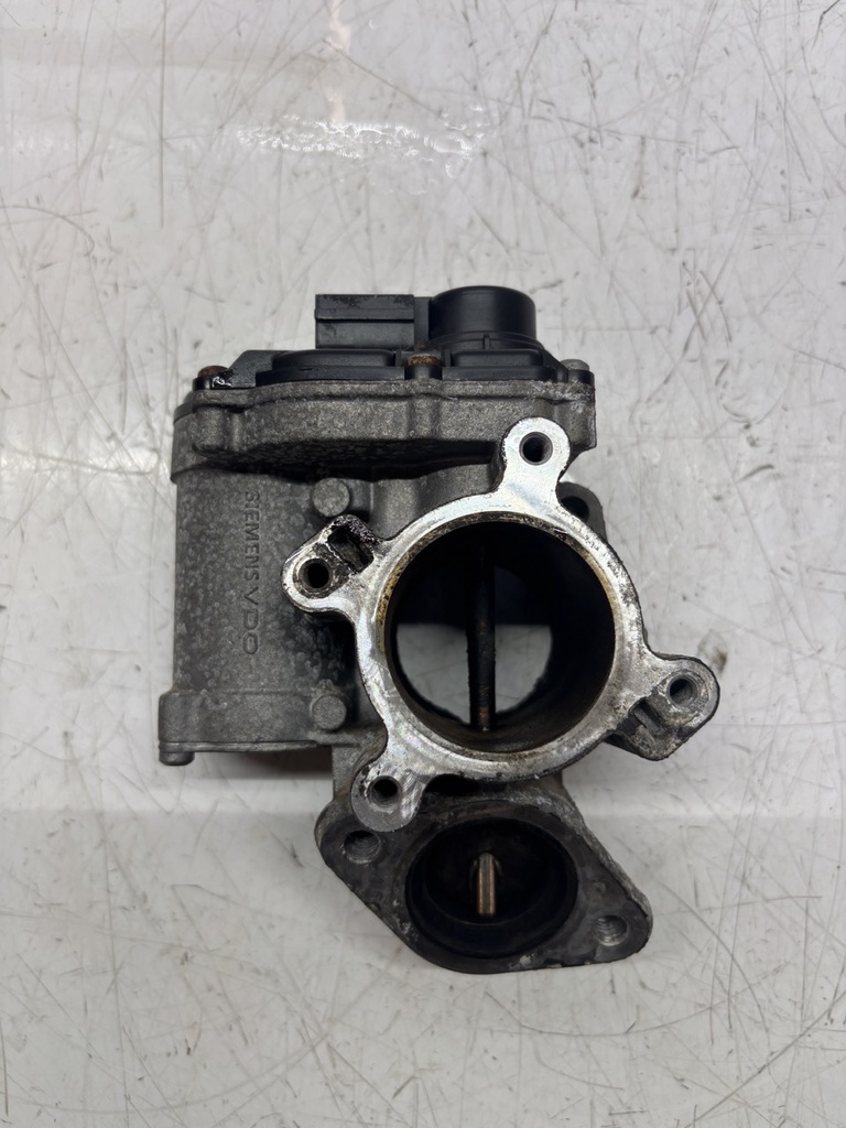 [MTD-453330] Válvula EGR Nissan Qashqai JJ10E 2.0 dCi M9R832 M9R 8200327011
