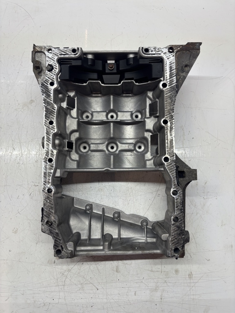 [MTD-453340] Parte superior del cárter de aceite para Nissan Qashqai JJ10E 2.0 dCi M9R832 M9R 8200672739