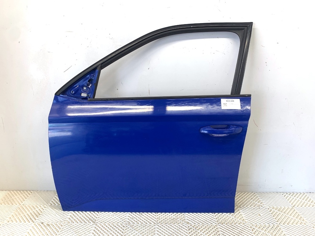 [STARK-913439] Puerta delantera izquierda SKODA FABIA III Kombi (NJ5) 2014-2022
