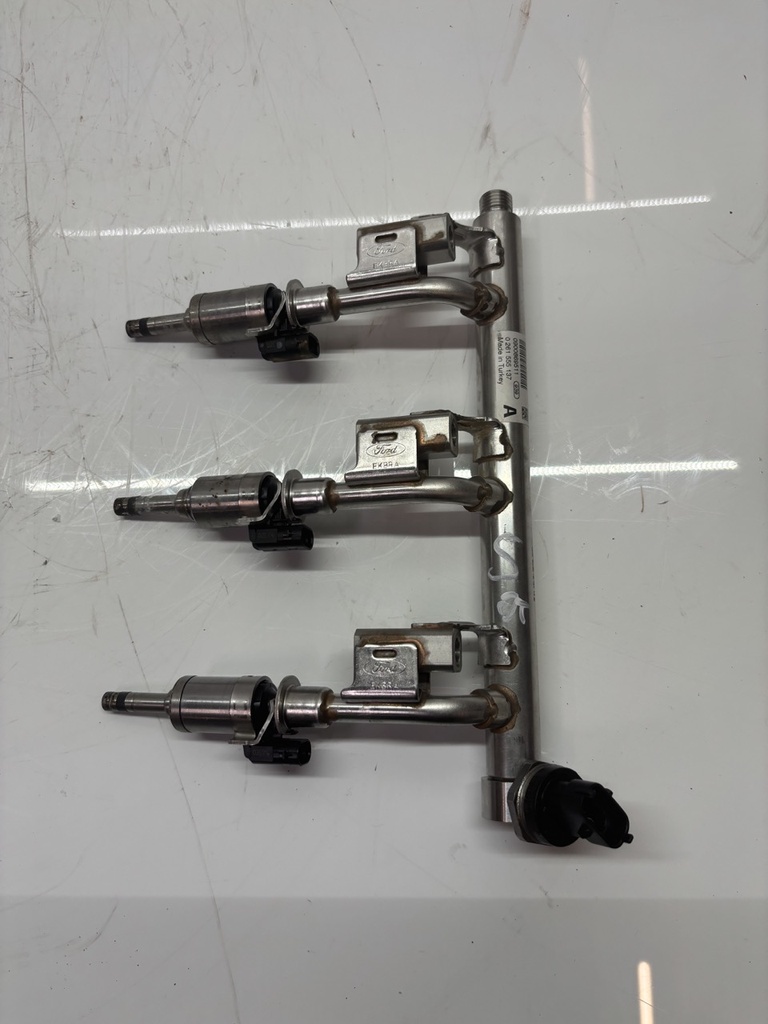 [MTD-457697] Barra de inyectores Ford Fiesta VI 1.0 gasolina P4JB DM5G-9H487-AA