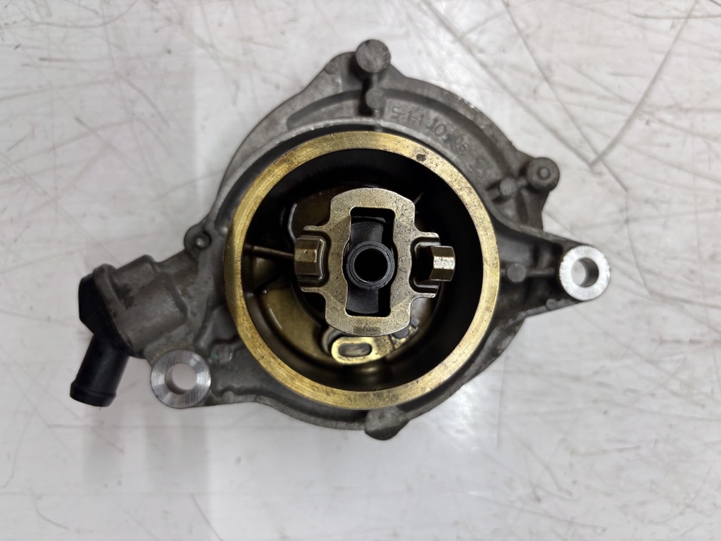 [MTD-461230] Bomba de vacío BMW Serie 7 E65 E66 E67 3.0 730ld M57D30 306D3 M57 7004370