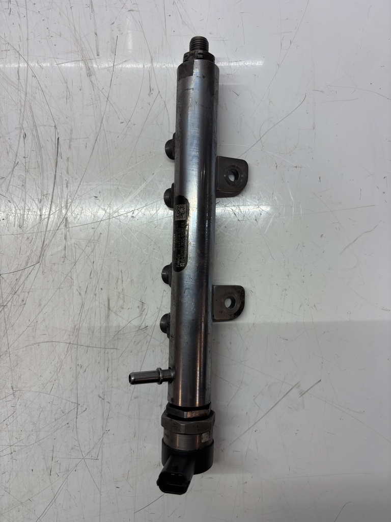 [MTD-461595] Tubo de raíl Land Rover Discovery 3.0 TD 306DT TDV6 9X2Q-9D280-EA