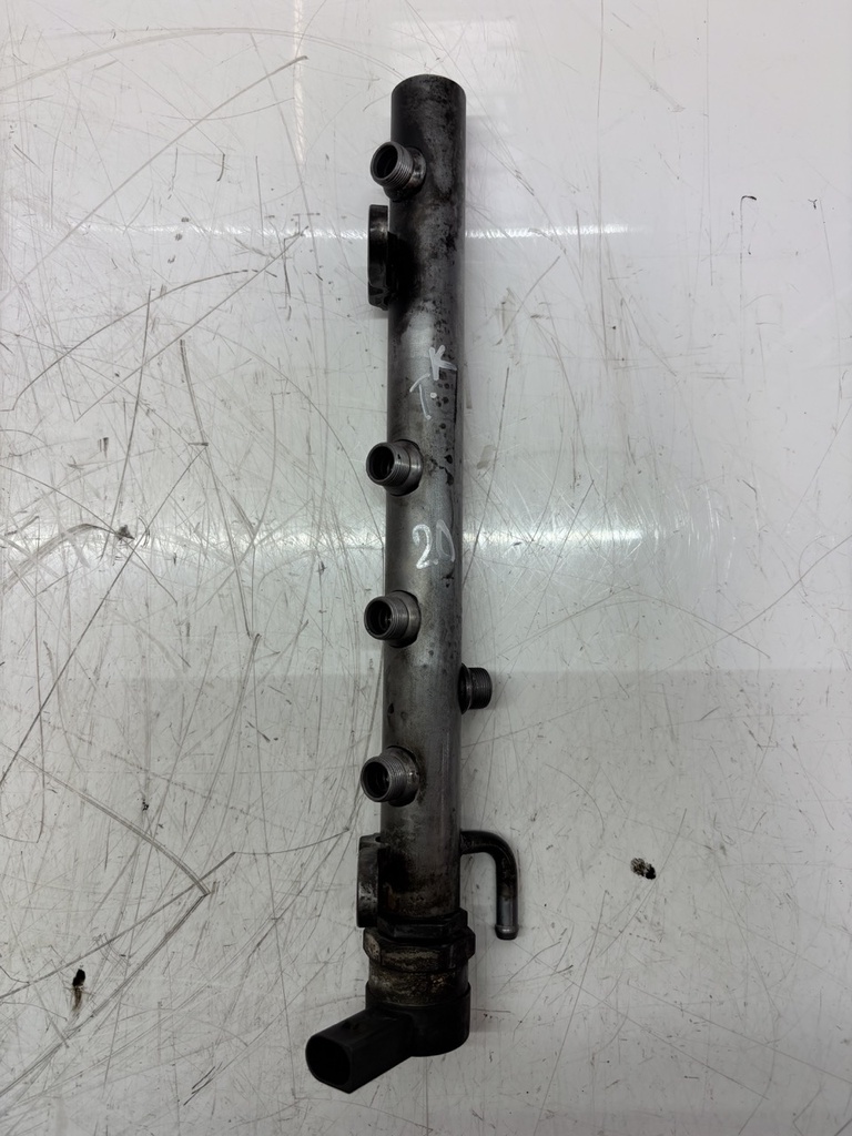 [MTD-462267] Tubo de ferrocarril para Chrysler 300C 3.0 CRD EXL A6420700495