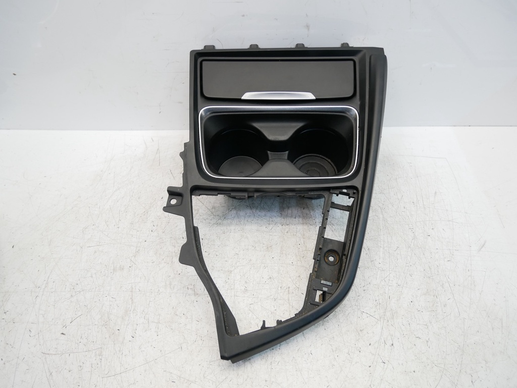 [MTD-492486] Portavasos consola central BMW Serie 3 3.0 330d N57D30A N57D30O1 N57 9218926