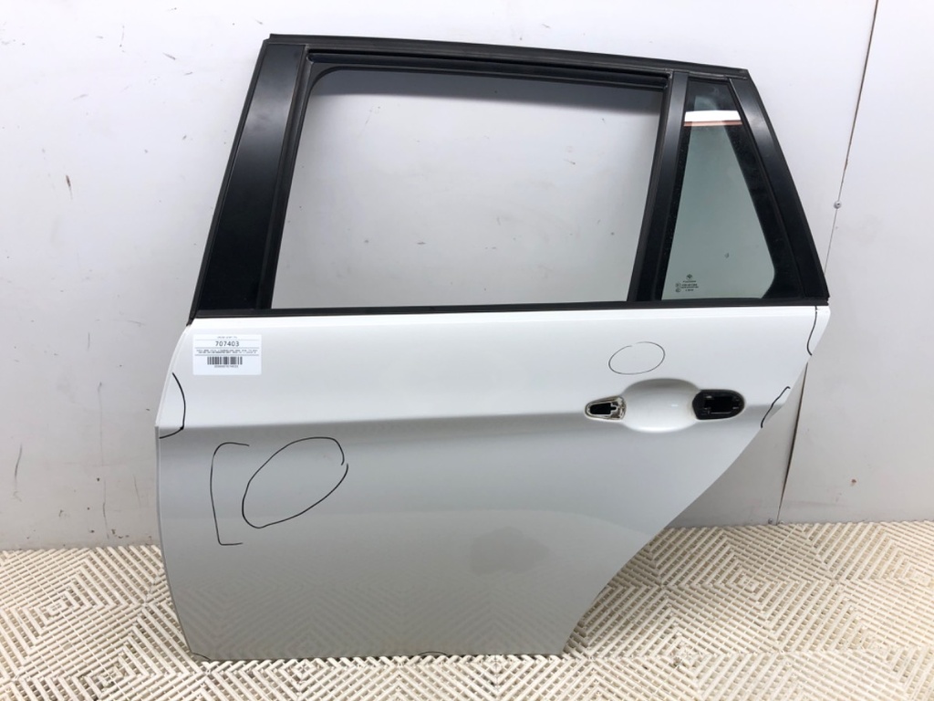 [STARK-707403] Puerta trasera izquierda BMW Serie 3 Touring (E91) 2004-2012