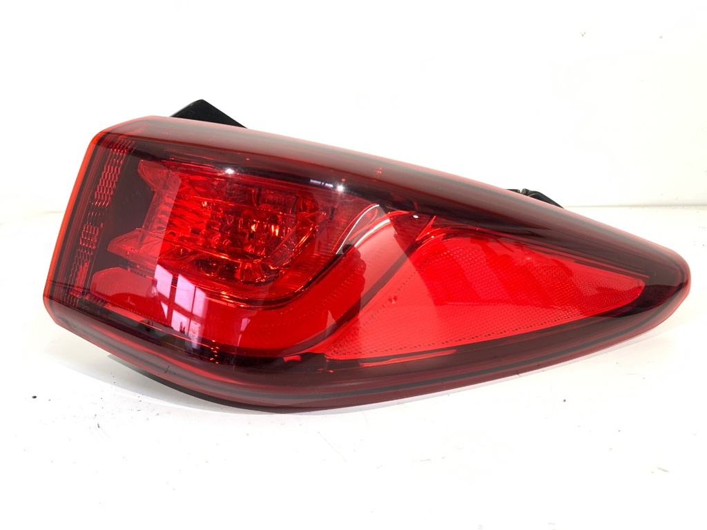 [STARK-707488] Piloto trasero derecho HYUNDAI KONA (OS, OSE, OSI) 2017-2022