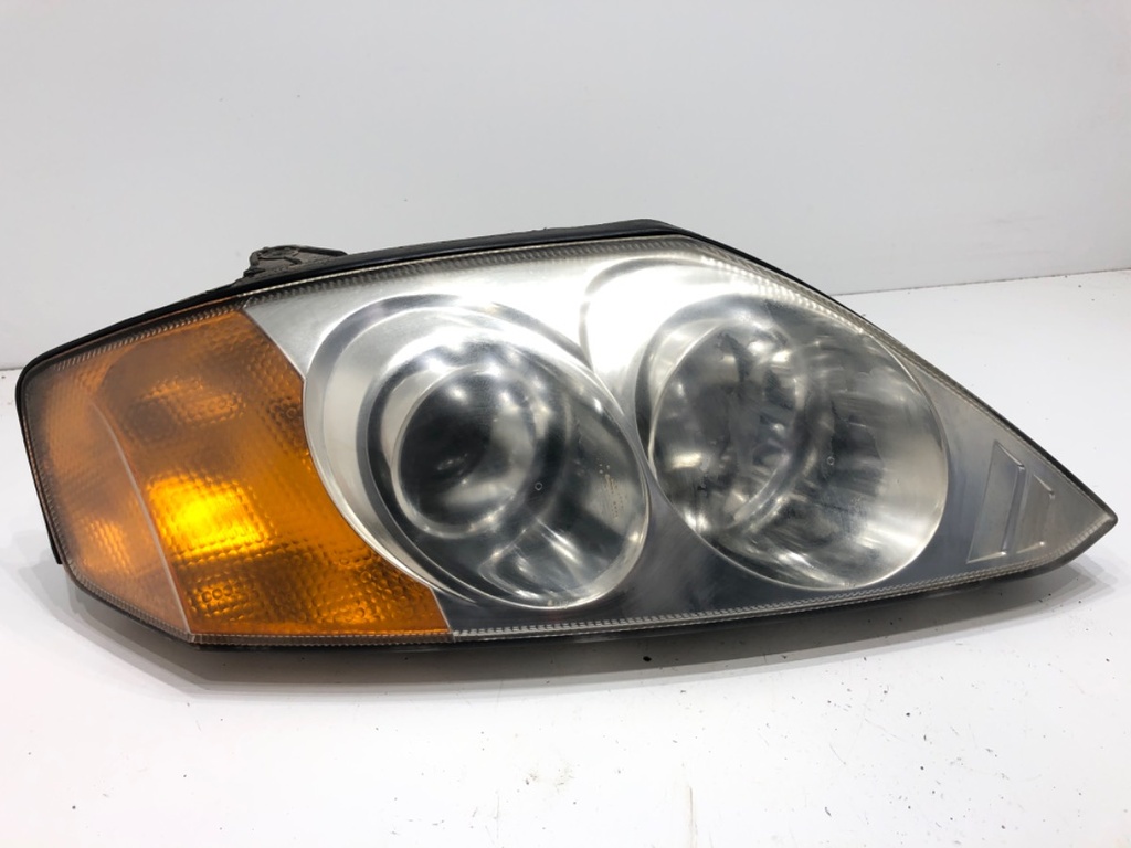 [STARK-726801] Faros delanteros derecho Hyundai Coupe II (GK) 2.0 GLS 105 kW