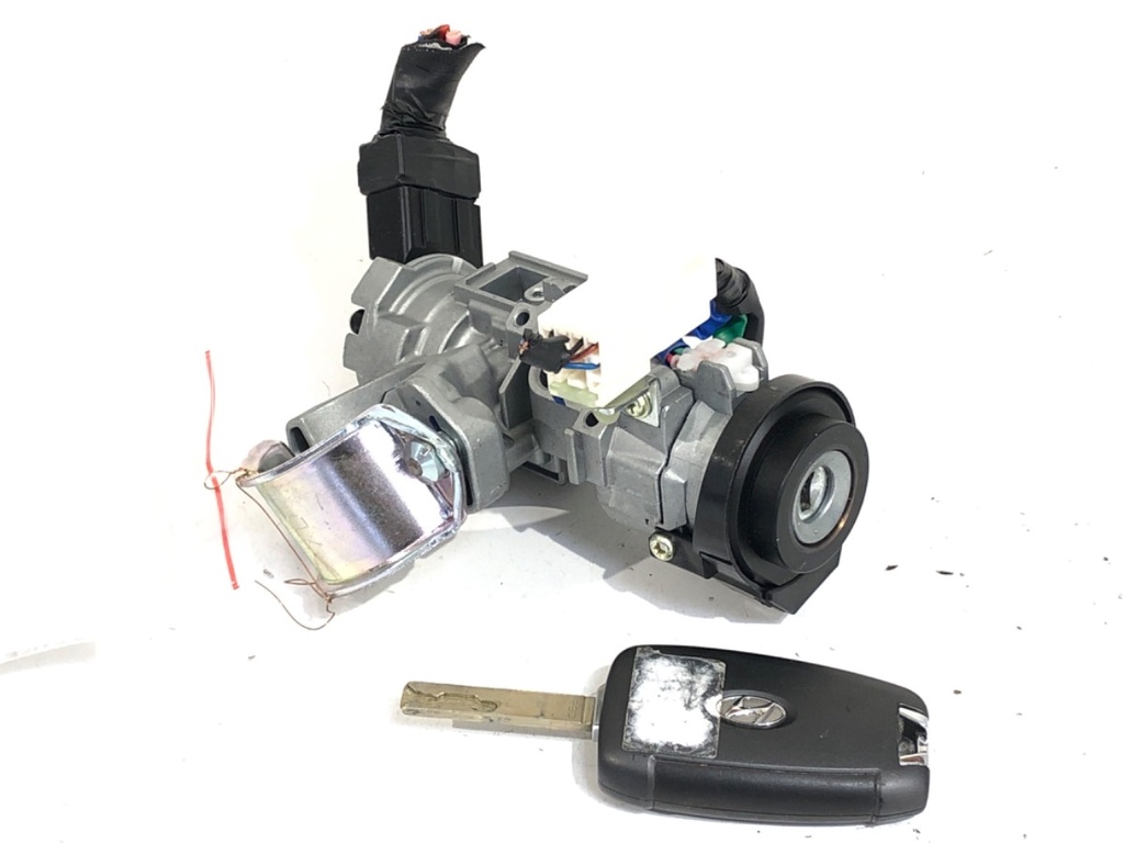 [STARK-754067] Portavasos HYUNDAI i30 (PDE, PD, PDEN) 2016-2022