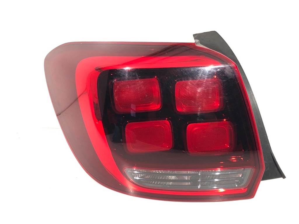 [STARK-759278] Piloto trasero izquierdo Dacia Sandero II 2012-2022