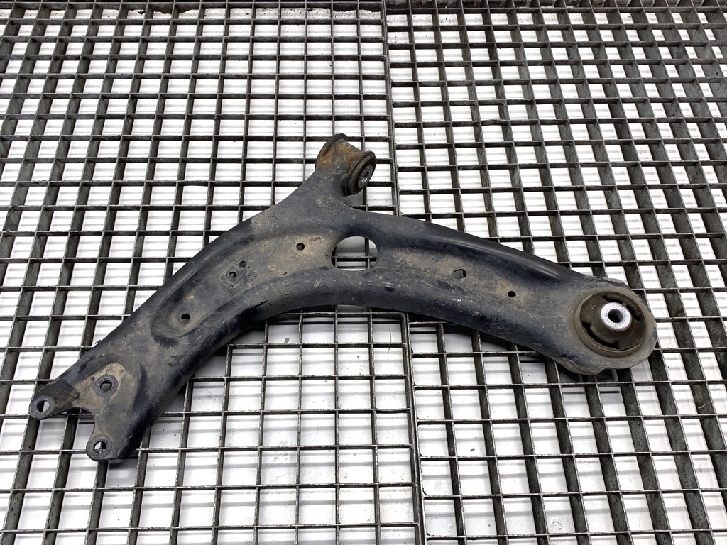 [STARK-840187] Paso de rueda delantero izquierdo SKODA SUPERB III Kombi (3V5) 2015-2022