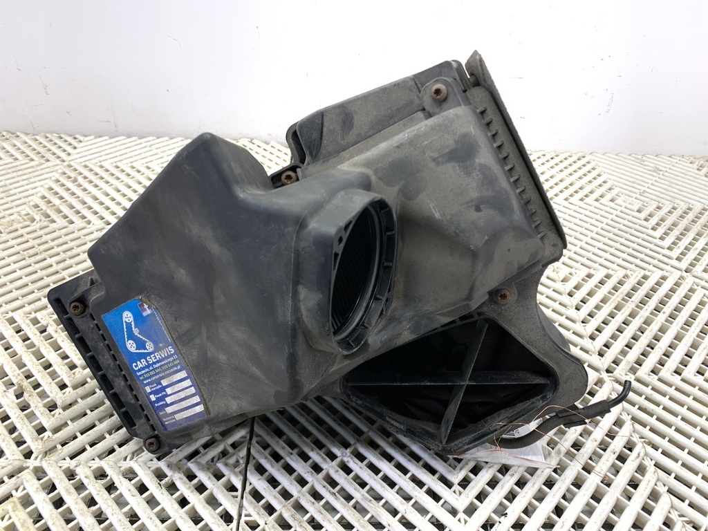 [STARK-857512] Caja de filtro de aire Audi Q5 (8RB) 2.0 TDI quattro 2008-2012