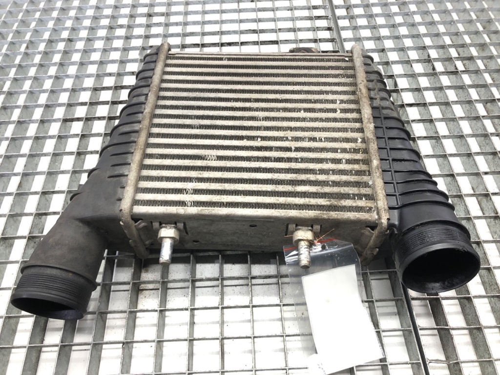 [STARK-818900] Intercooler AUDI A8 D4 (4H2, 4H8, 4HC, 4HL) 2009 - 2018