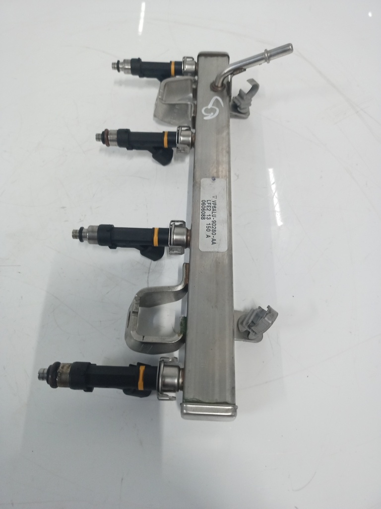 [MTD-431292] Riel inyector Mazda MX-5 III MK3 NC 2.0 gasolina LF LFG7