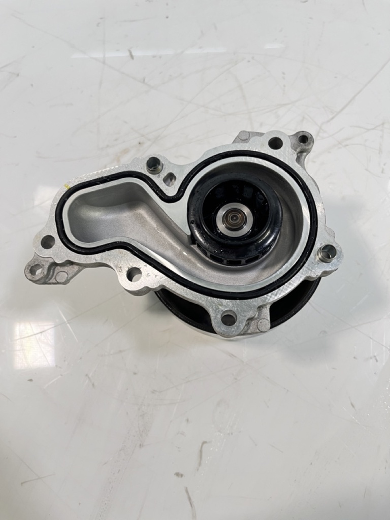 [MTD-417532] Bomba de agua Ford Fiesta HJ HF Puma 1.5 ST EcoBoost YZJA HX7G-8501-AB