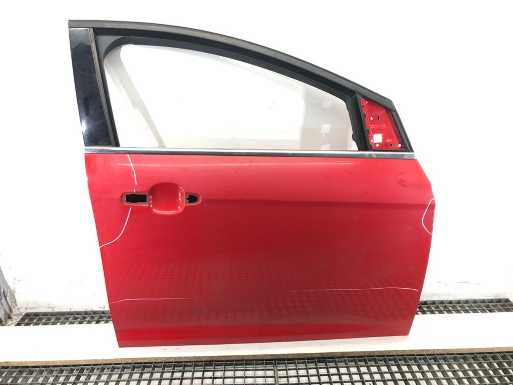 [STARK-463353] Puerta delantera derecha Ford Focus III Turnier 1.6 TDCi 2010-2022