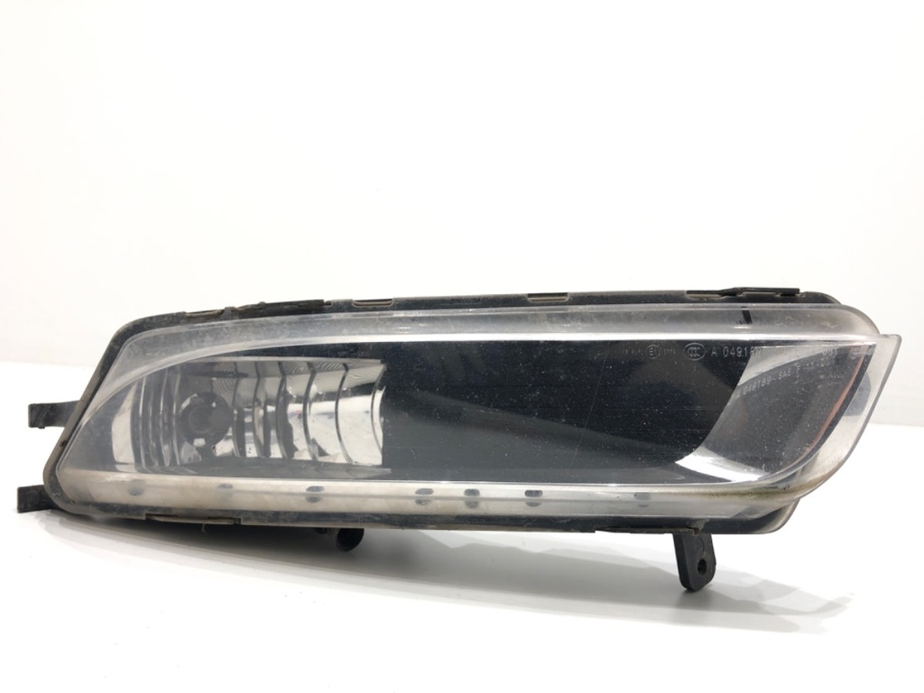 [STARK-794969] Faros delanteros derecho halógeno VW CC B7 (358) 2.0 TFSI 147 kW 2011-2016
