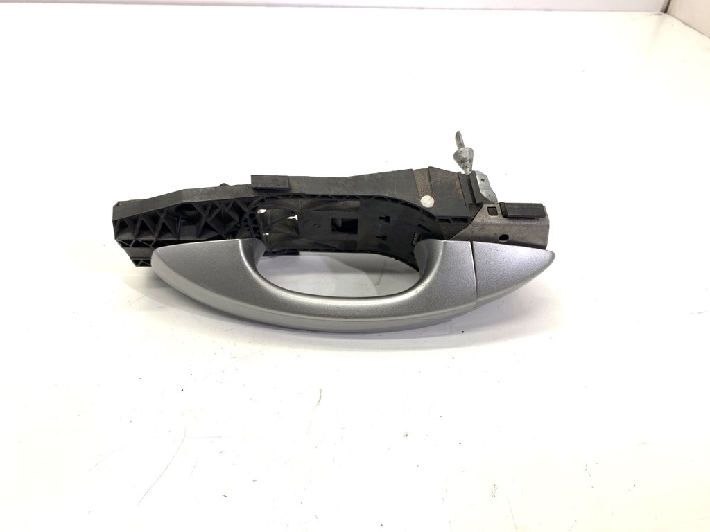 [STARK-825310] Manilla exterior de puerta delantera izquierda VW Golf VII Variant (BA5, BV5) 1.6 TDI 66 kW (90 CV) 2013-2022