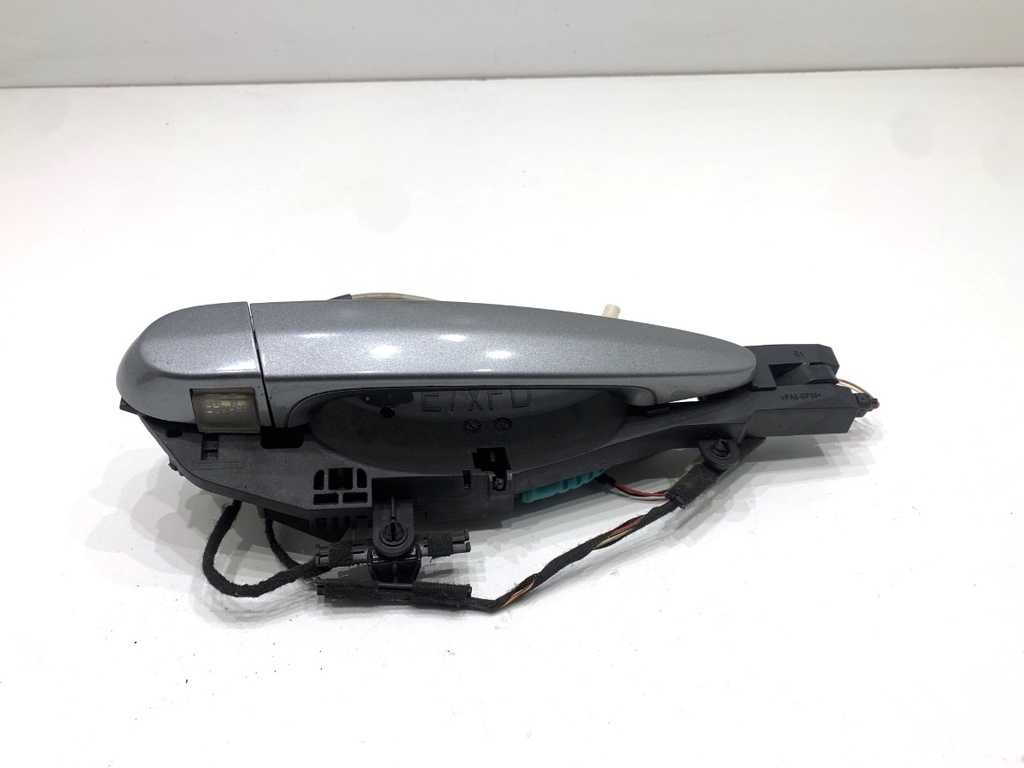 [STARK-831696] Manilla exterior de puerta derecha delantera BMW X6 (E71, E72) 2007-2014