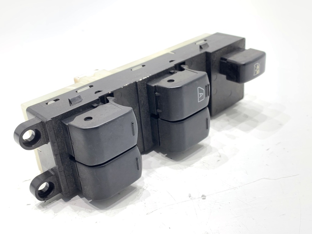 [STARK-866848] Interruptor de elevalunas NISSAN NOTE (E11, NE11) 2005-2013