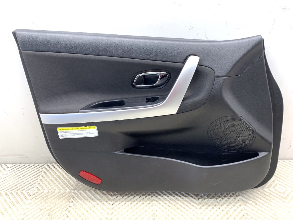 [STARK-867818] Panel de puerta delantero izquierdo KIA CEE'D Sportswagon (JD) 1.4 CRDi 90