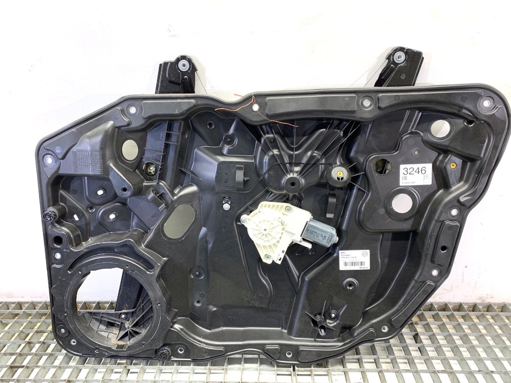 [STARK-885489] Elevalunas delantero derecho VW Touareg (7P5, 7P6) 2010-2018
