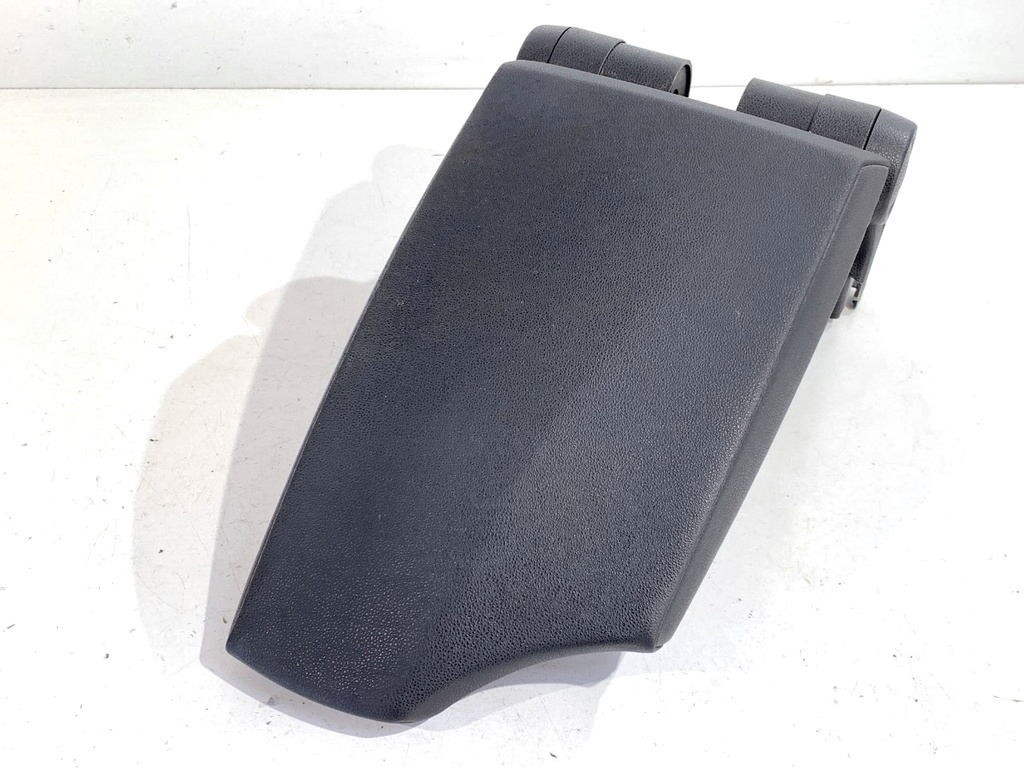 [STARK-902683] Reposabrazos BMW Serie 1 (E87) 2003-2013