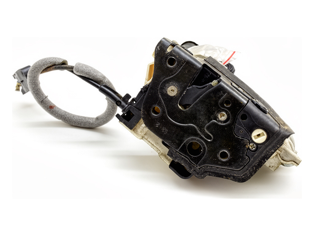 [STARK-925125] Cerradura de puerta trasera derecha Porsche Cayenne (92A) 2010-2022