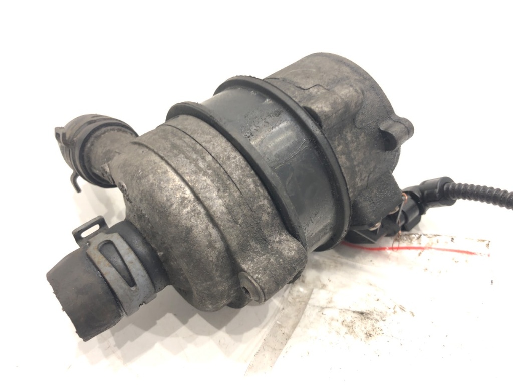 [STARK-606491] Bomba de agua adicional Audi A6 C7 Avant (4G5, 4GD) 2.0 TDI 140 kW 2013-2018