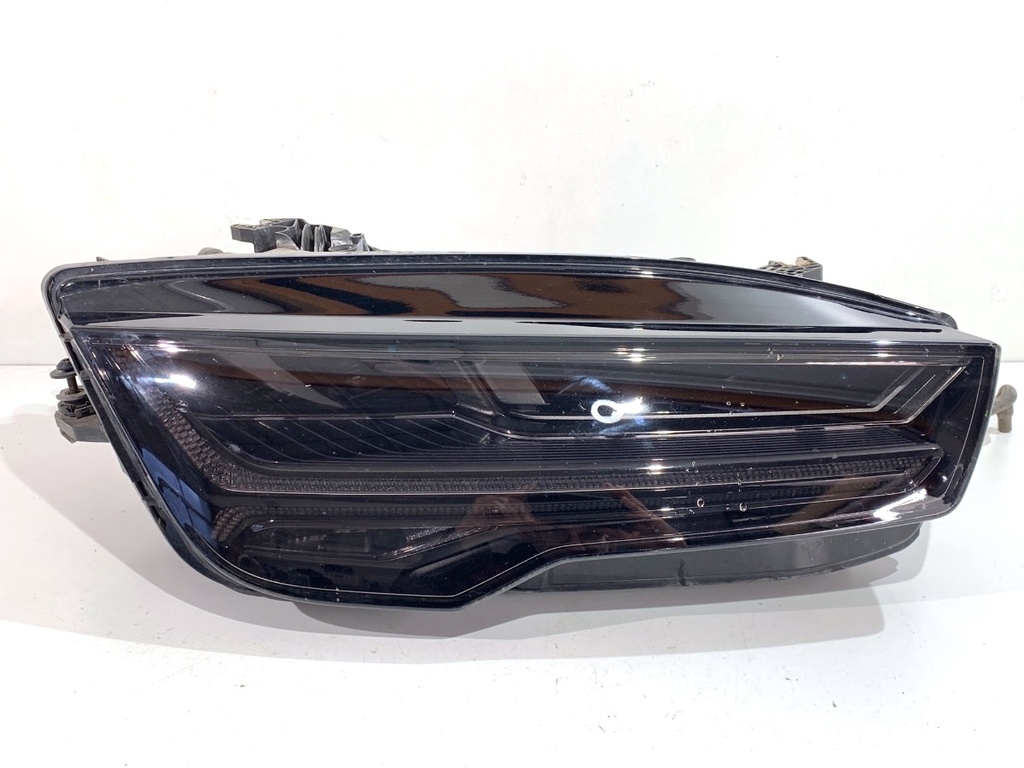 [STARK-832592] Faro delantero derecho Audi A7 Sportback (4GA, 4GF) 2010-2018