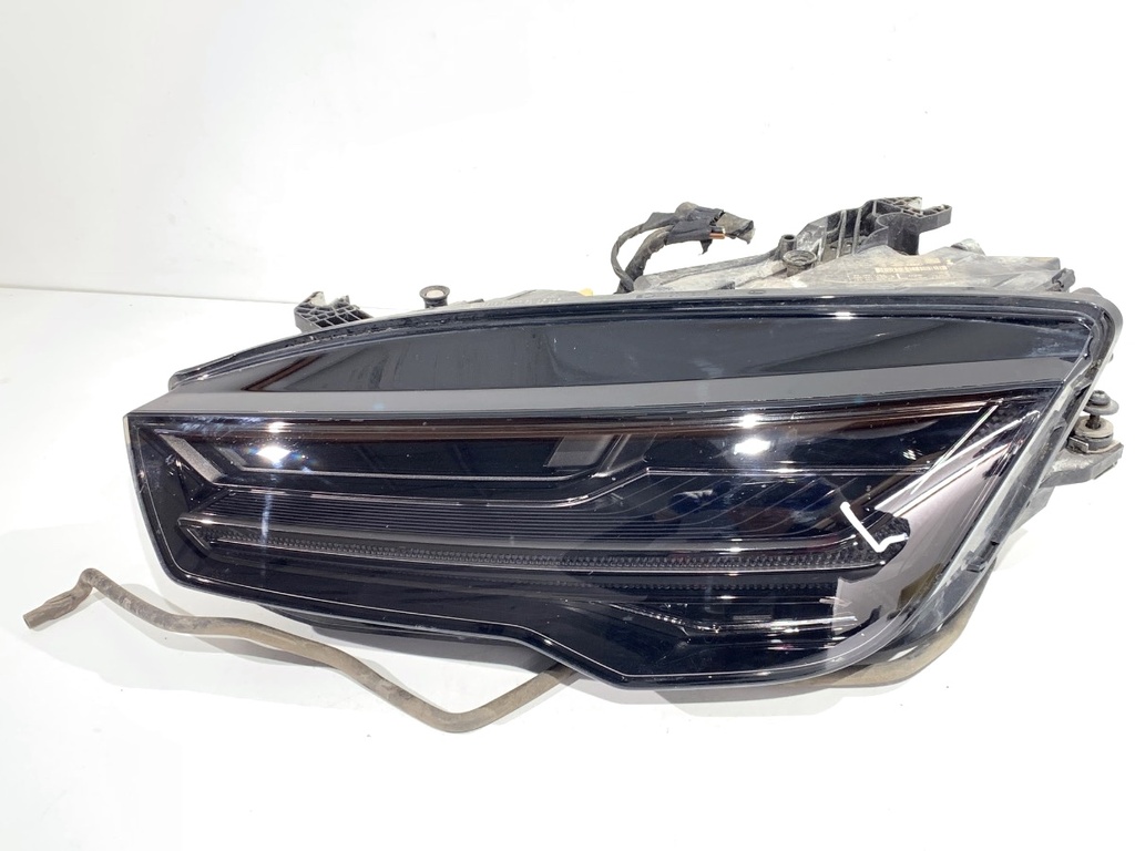 [STARK-832593] Faros delanteros izquierdos Audi A7 Sportback (4GA, 4GF) 2010-2018