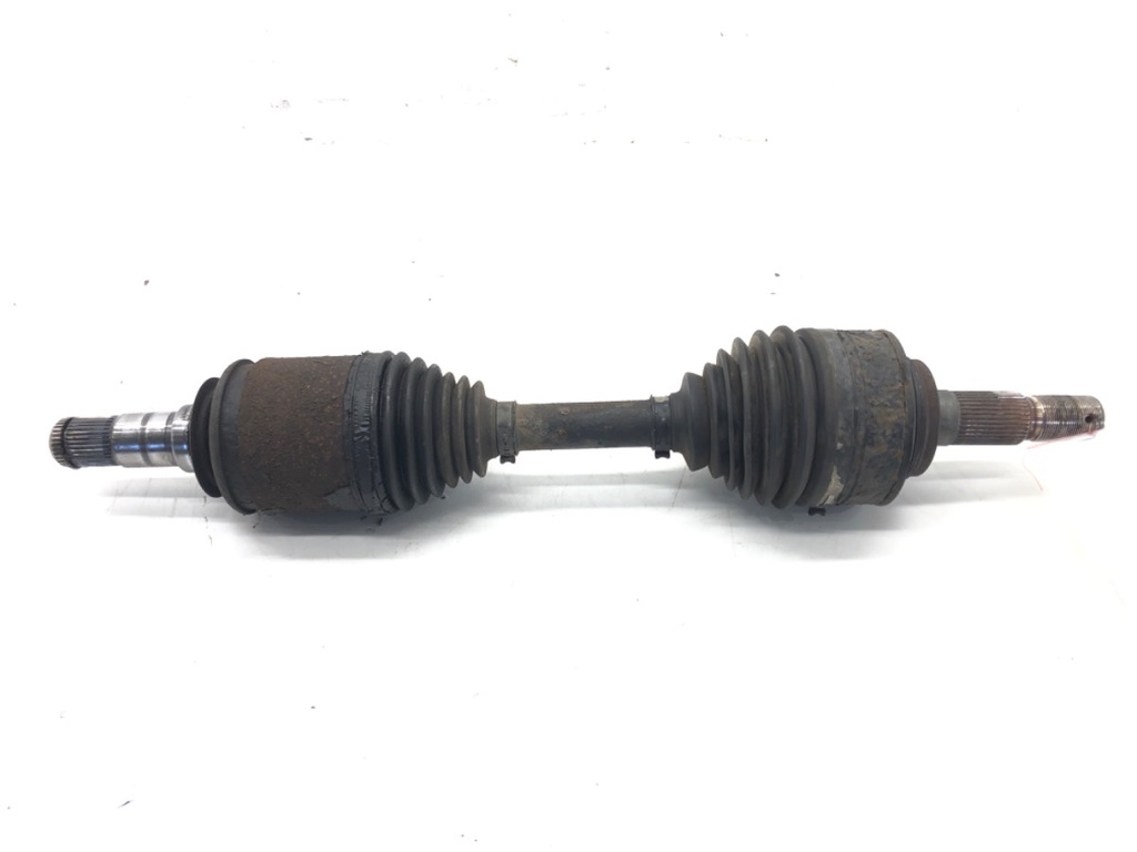 [STARK-434176] Semieje delantero izquierdo Toyota Land Cruiser 200 (_J2_) 5.7 V8 (URJ200) 2008-2022