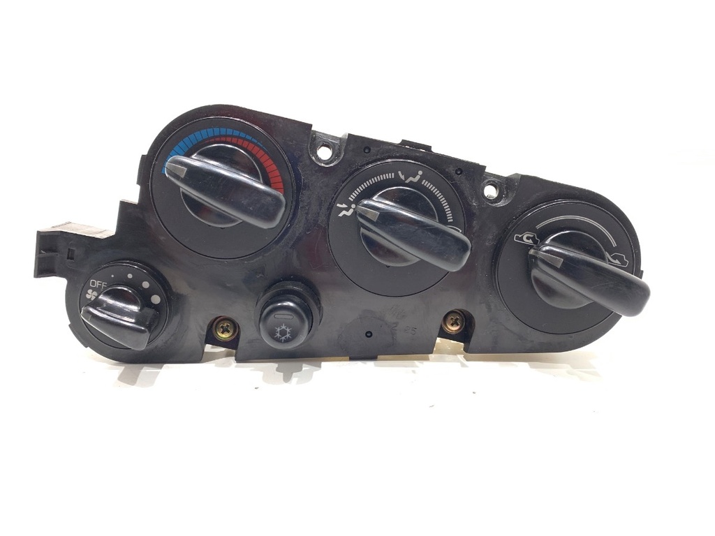 [STARK-780076] Panel de control de climatización Mitsubishi Eclipse I (D2_A) 2.0 i 16V 110 kW 1991-1995