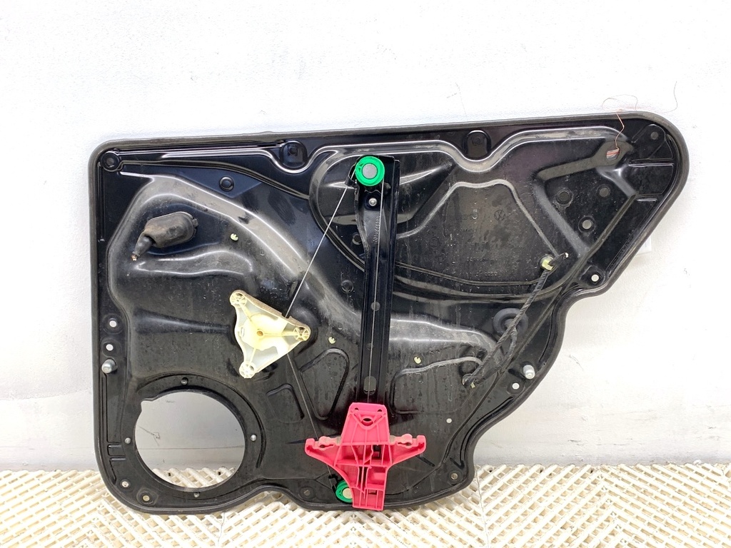 [STARK-782944] Elevador de ventana trasero izquierdo VW Passat B7 (362) 2.0 TDI 103 kW