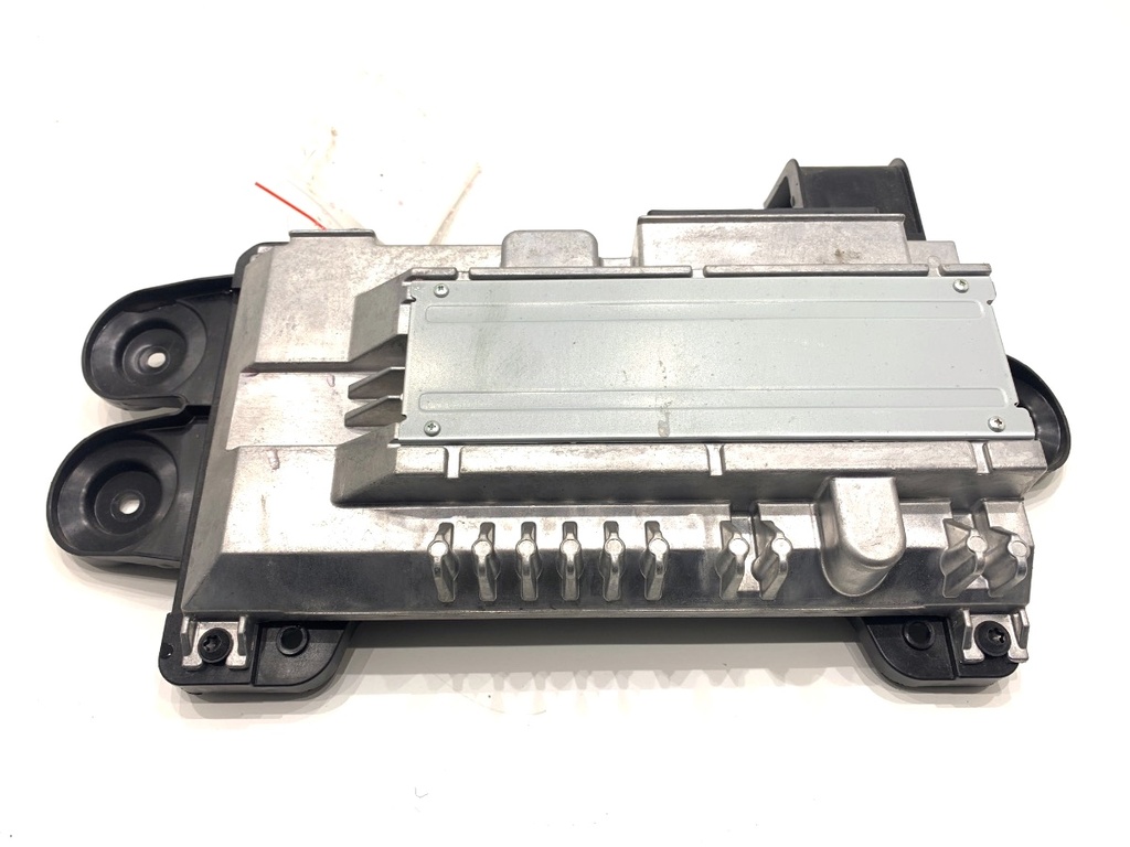 [STARK-832461] Amplificador AUDI Q8 (4MN) 2018-2022 4N0035223B