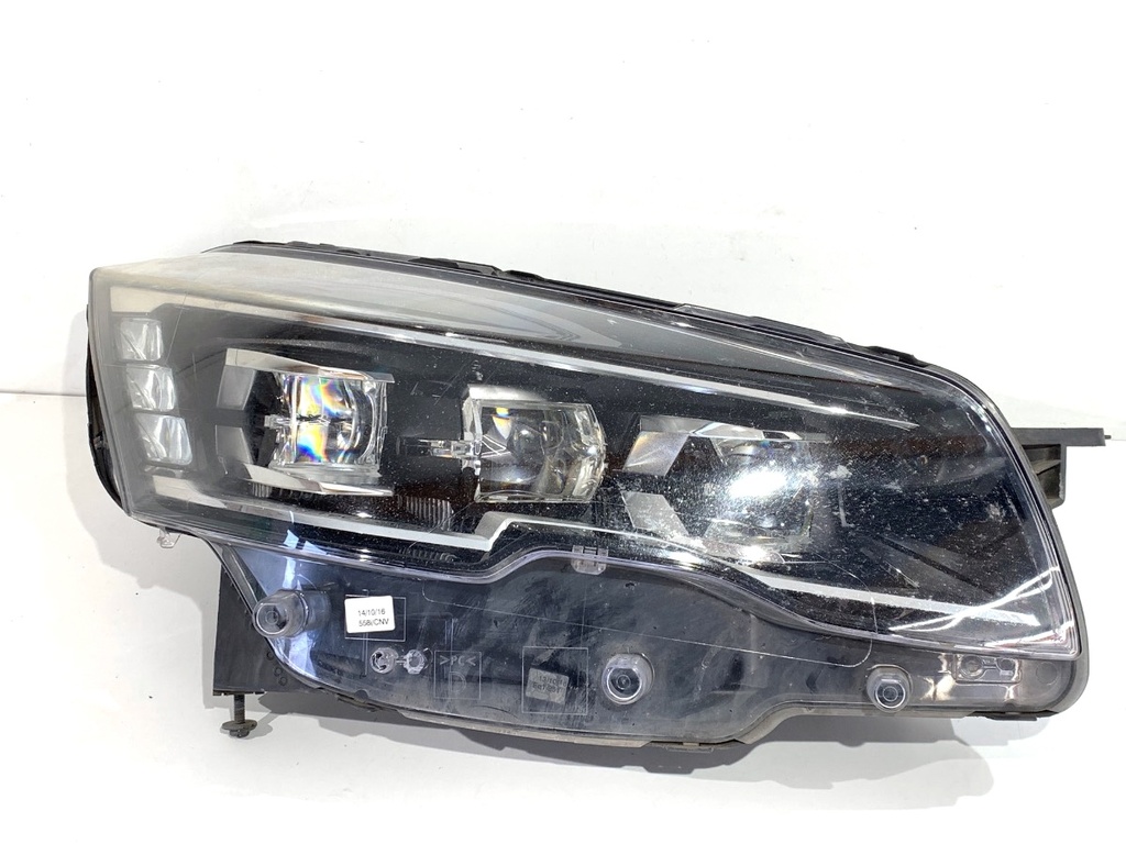[STARK-840888] Faros delanteros derecho PEUGEOT 508 SW I (8E_) 2010-2018