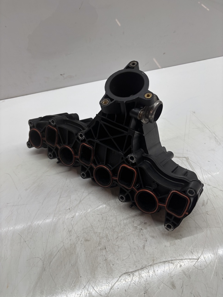 [MTD-442998] Colector de admisión Audi 2.0 TDI CGLC CGL 03L129711BA