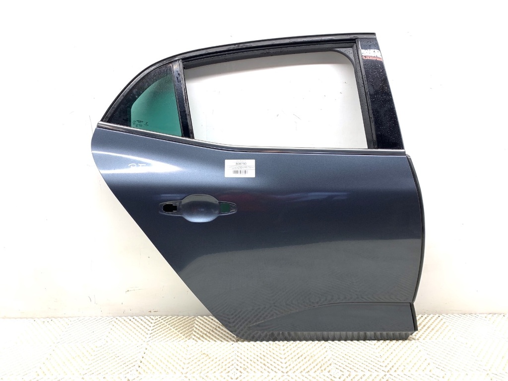 [STARK-808730] Puerta trasera derecha Renault Megane IV liftback (B9A/M/N_) 2015-2022