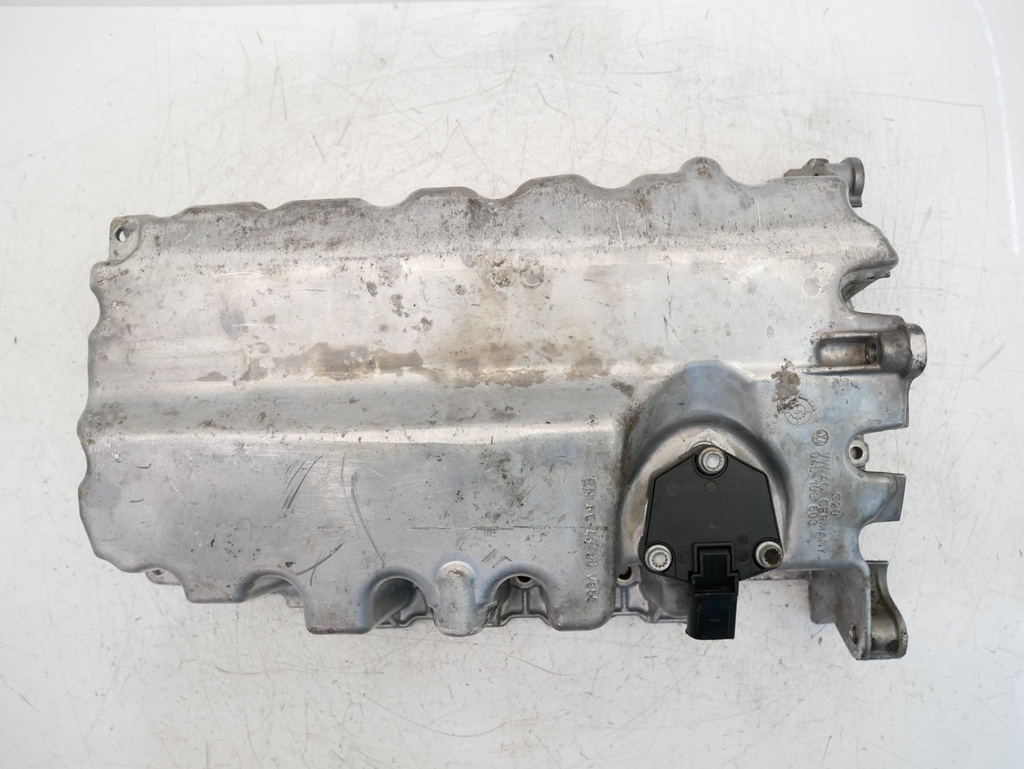 [MTD-494504] Cárter de aceite Audi A3, Seat León, VW Golf 2.0 TDi CRL CRLB CRLC 04L103603