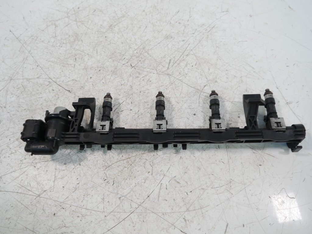 [MTD-494866] Barra de inyectores Ford Fiesta VI 1.25 SNJC 8A6G-9H487-CB 8A6G-9F593-AA