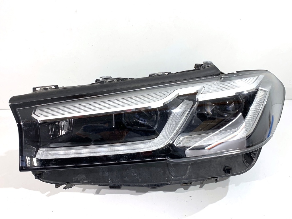 [STARK-846768] Faros delanteros izquierdo BMW Serie 5 (G30, F90) 2016-2022