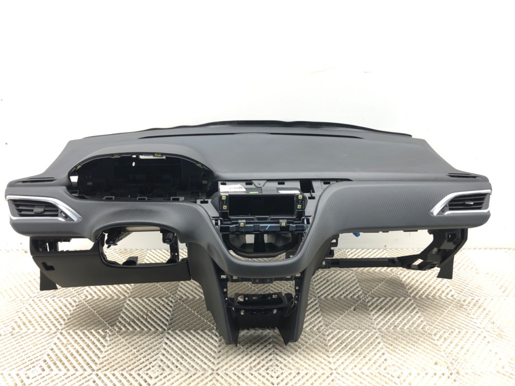 [STARK-837074] Salpicadero PEUGEOT 2008 I (CU_) 1.2 THP 110 / PureTech 110 81 kW 2015-2022