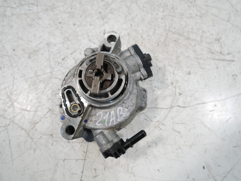 [MTD-495434] Bomba de vacío Opel Vivaro 1.5 Diesel D15DTH D15 DV5RUC 9804021880